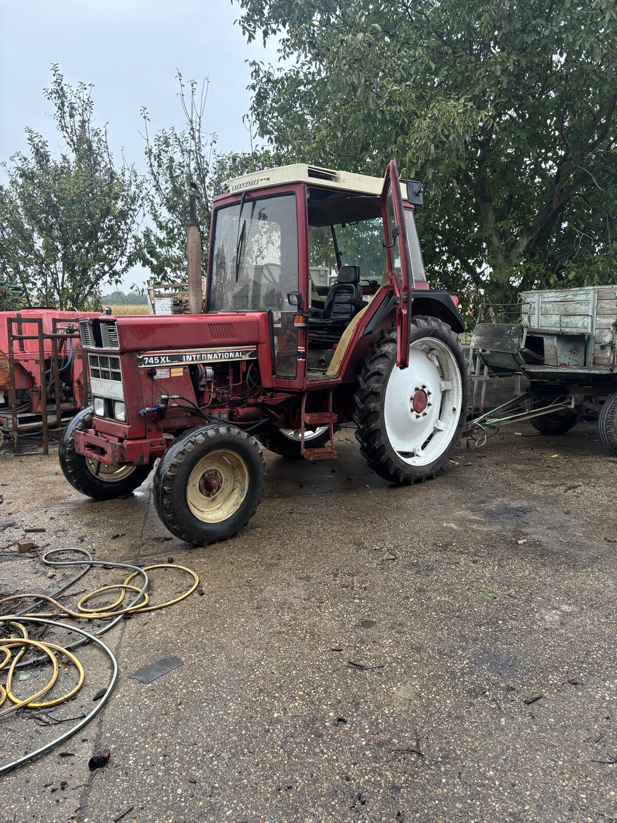 Case IH 745 XL IHC 1