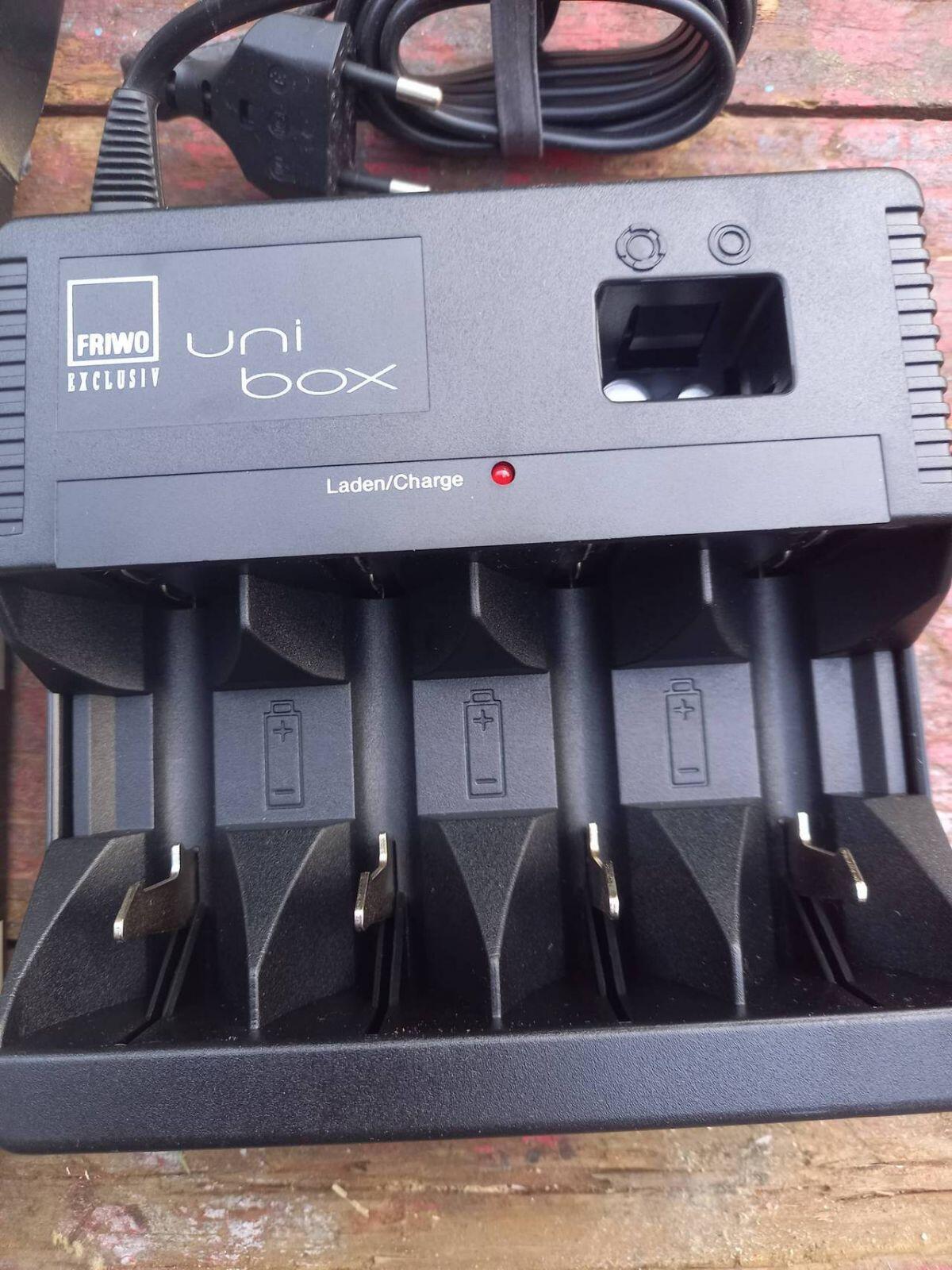 Batterie Akku Ladegerät Uni Box Exclusiv 3