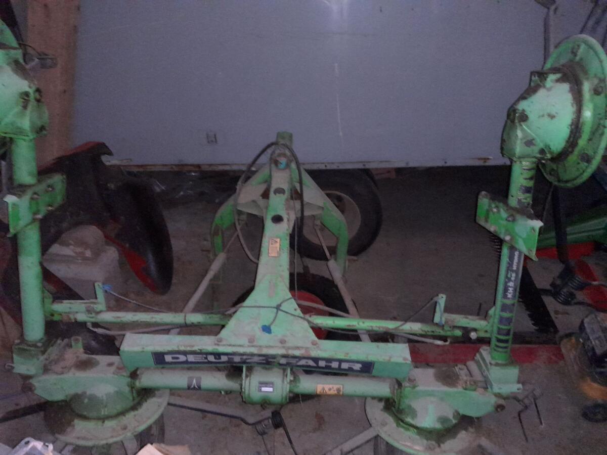 Deutz Fahr Kreiselheuer 3