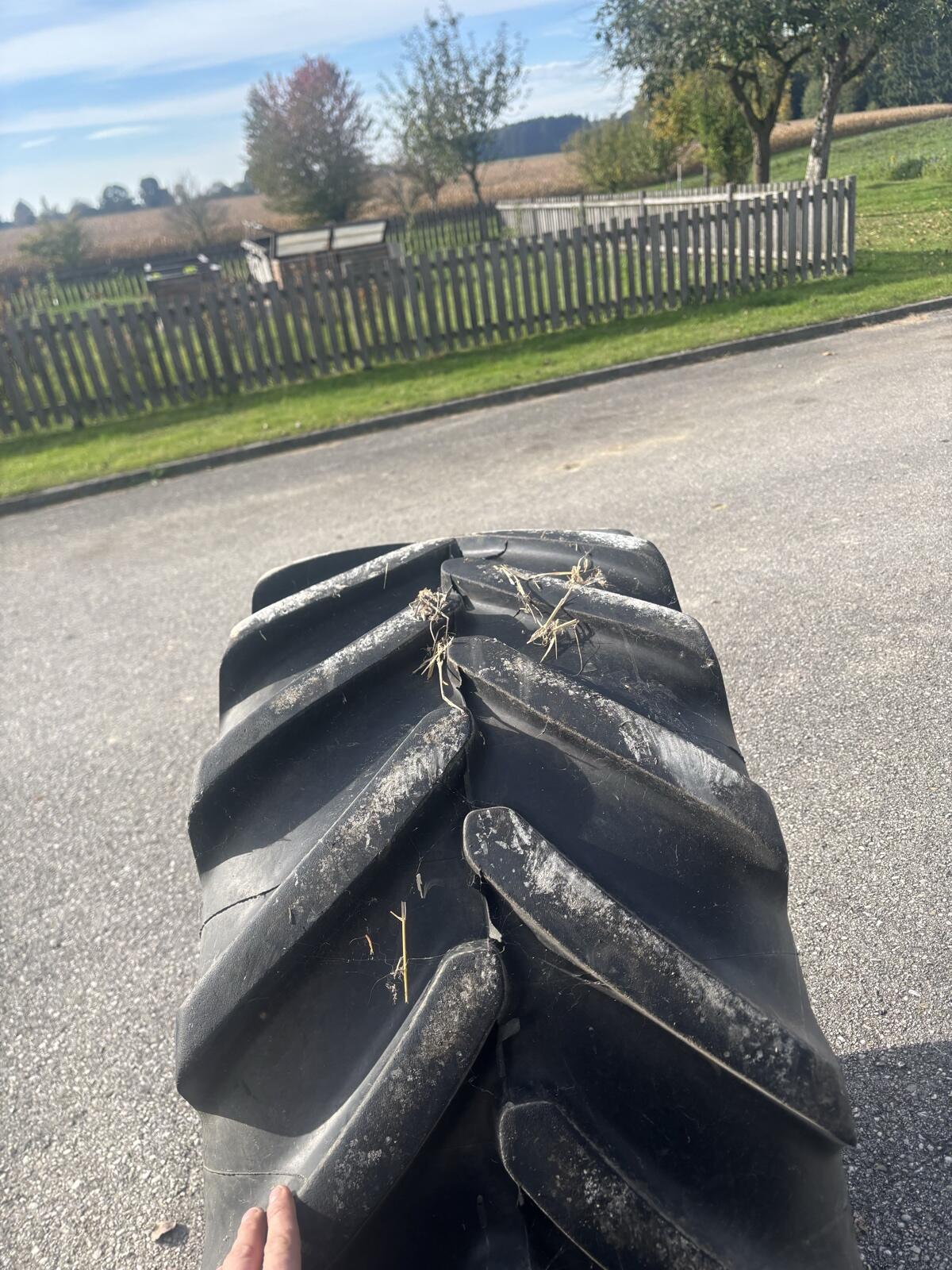 Reifen 480/65R24 2