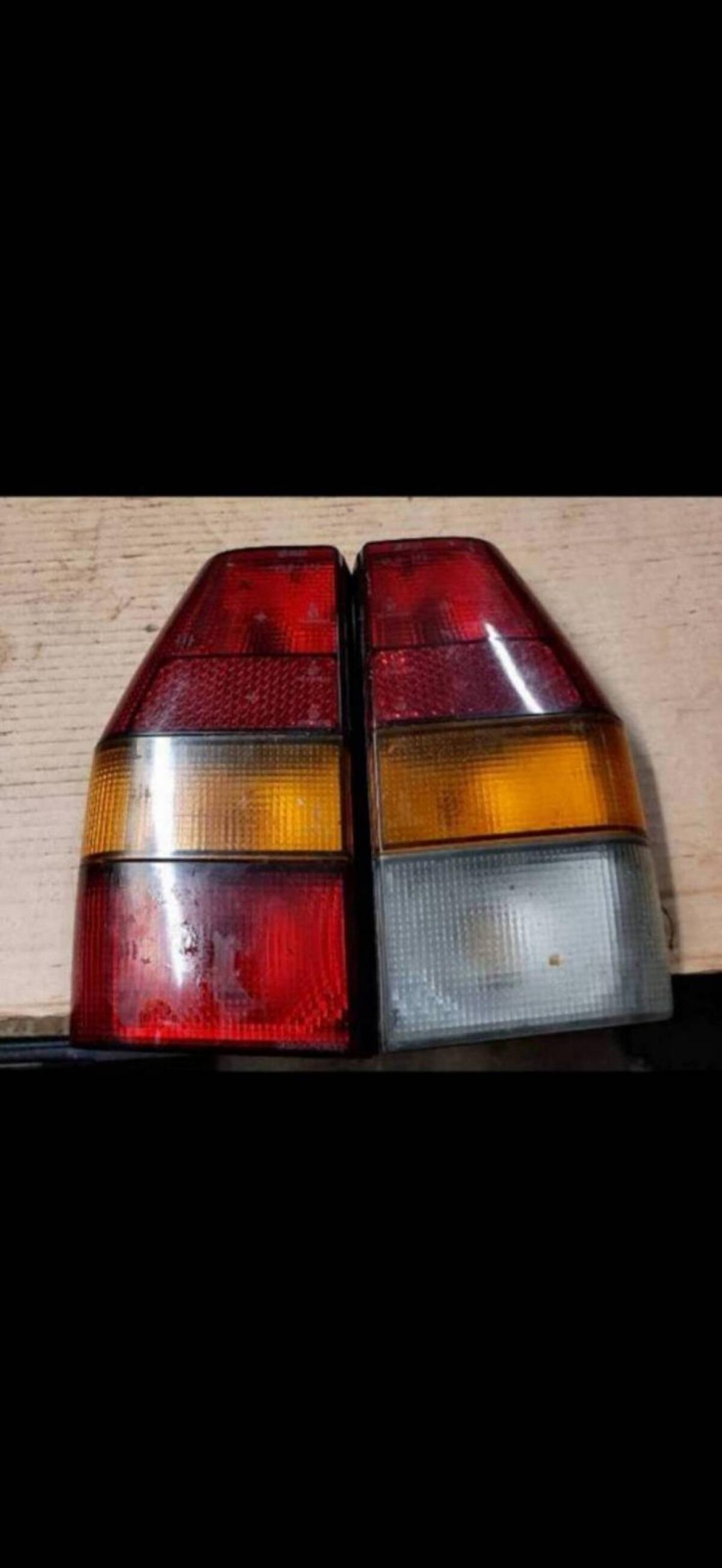 2 Rückleuchten VW Bus 1