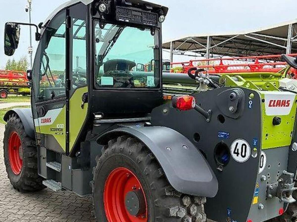 Claas Scorpion 1033 Teleskoplader 2