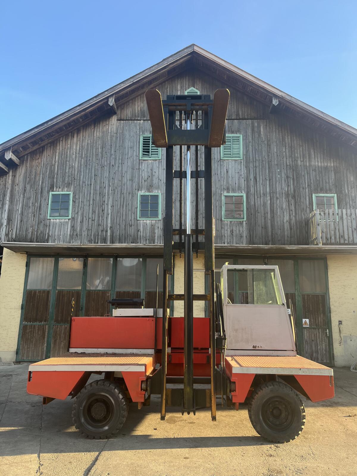 Seitenstapler Lancer Boss Steinbock 2