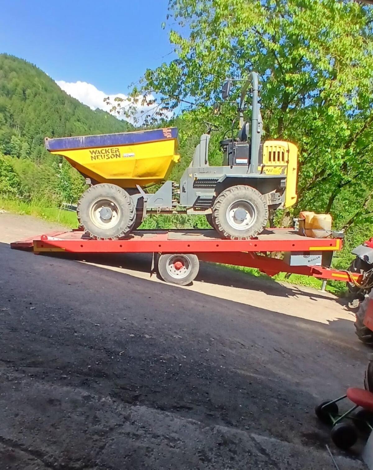 Tieflader/Mehrzweckanhänger 2