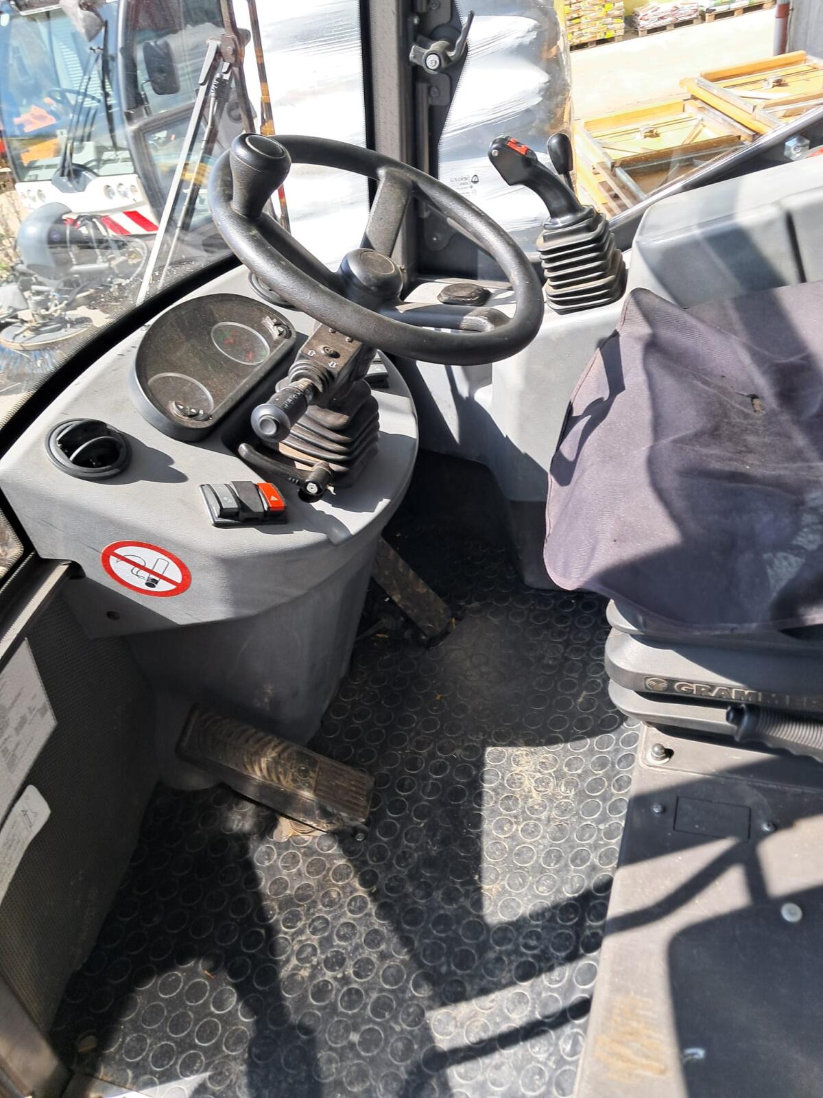 Ahlmann Hoflader/Radlader, Bj. 2019, 1.800 Bstd., Mecalac AX850 3