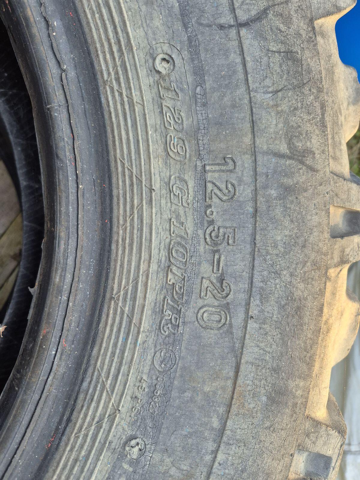 Reifen 12.5-20 335/80R20 3