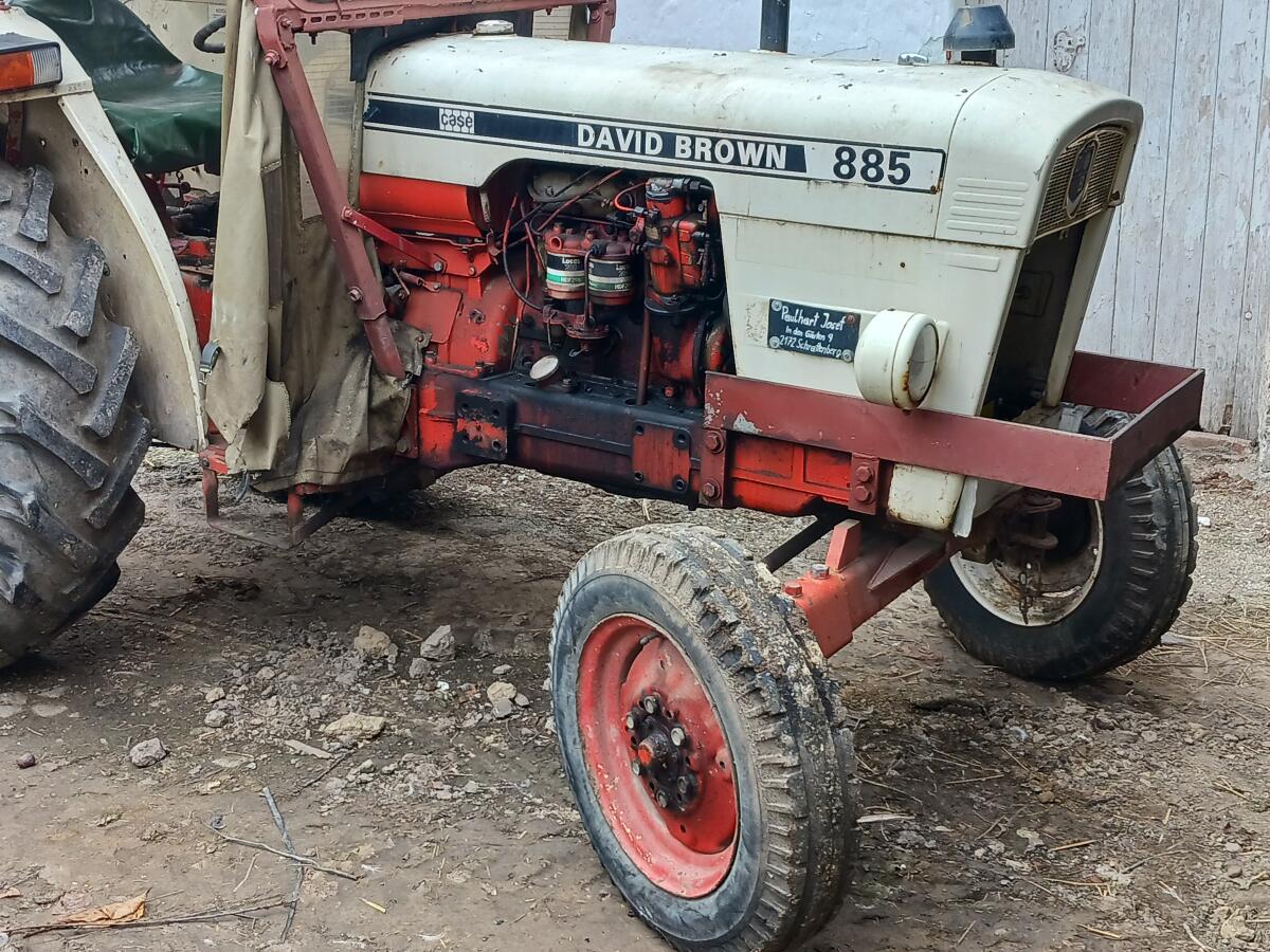 Case David Brown 885 2
