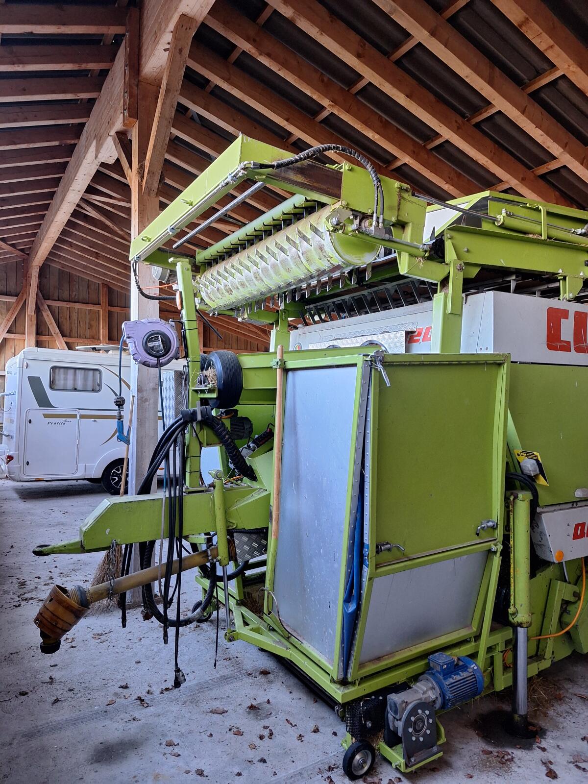 Quaderballenpresse mit Dosiergerät Claas Quadrant 1200 2