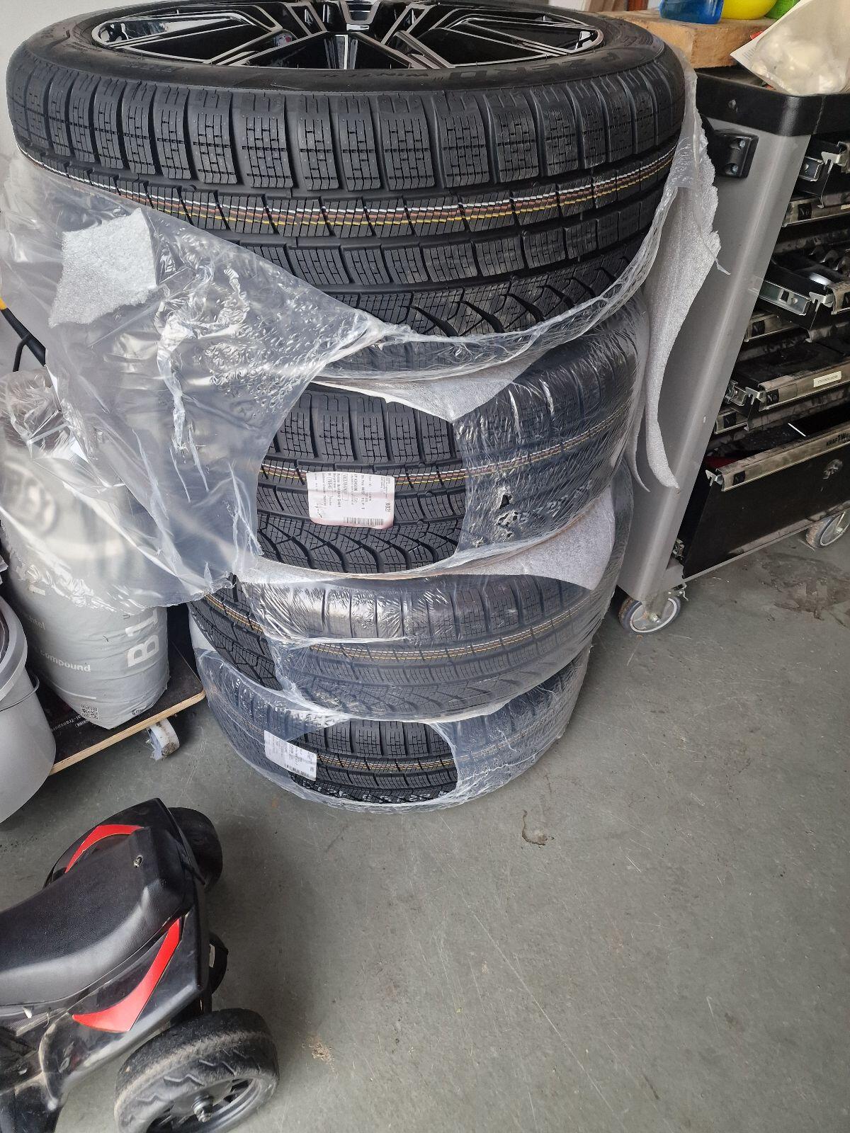 Mam Felgen B3N mit Pirelli Reifen 3