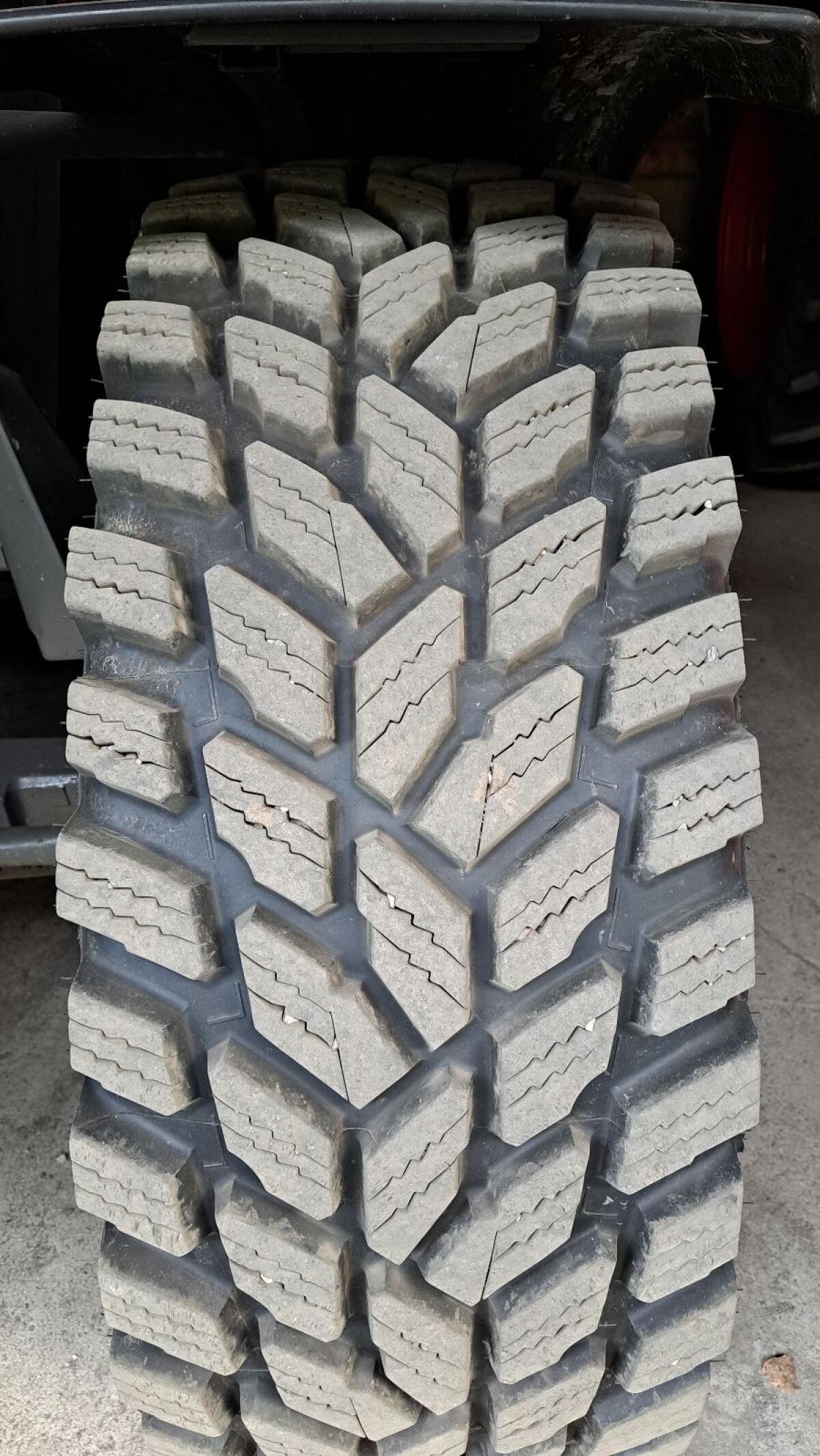 Reifen, Ketten Nokian Hakkapeliitta 440/80R24 1