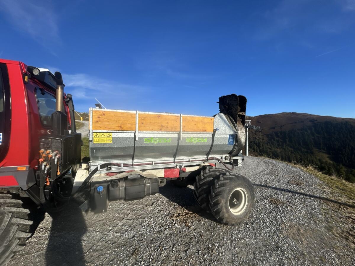 Stöckl Miststreuer 1