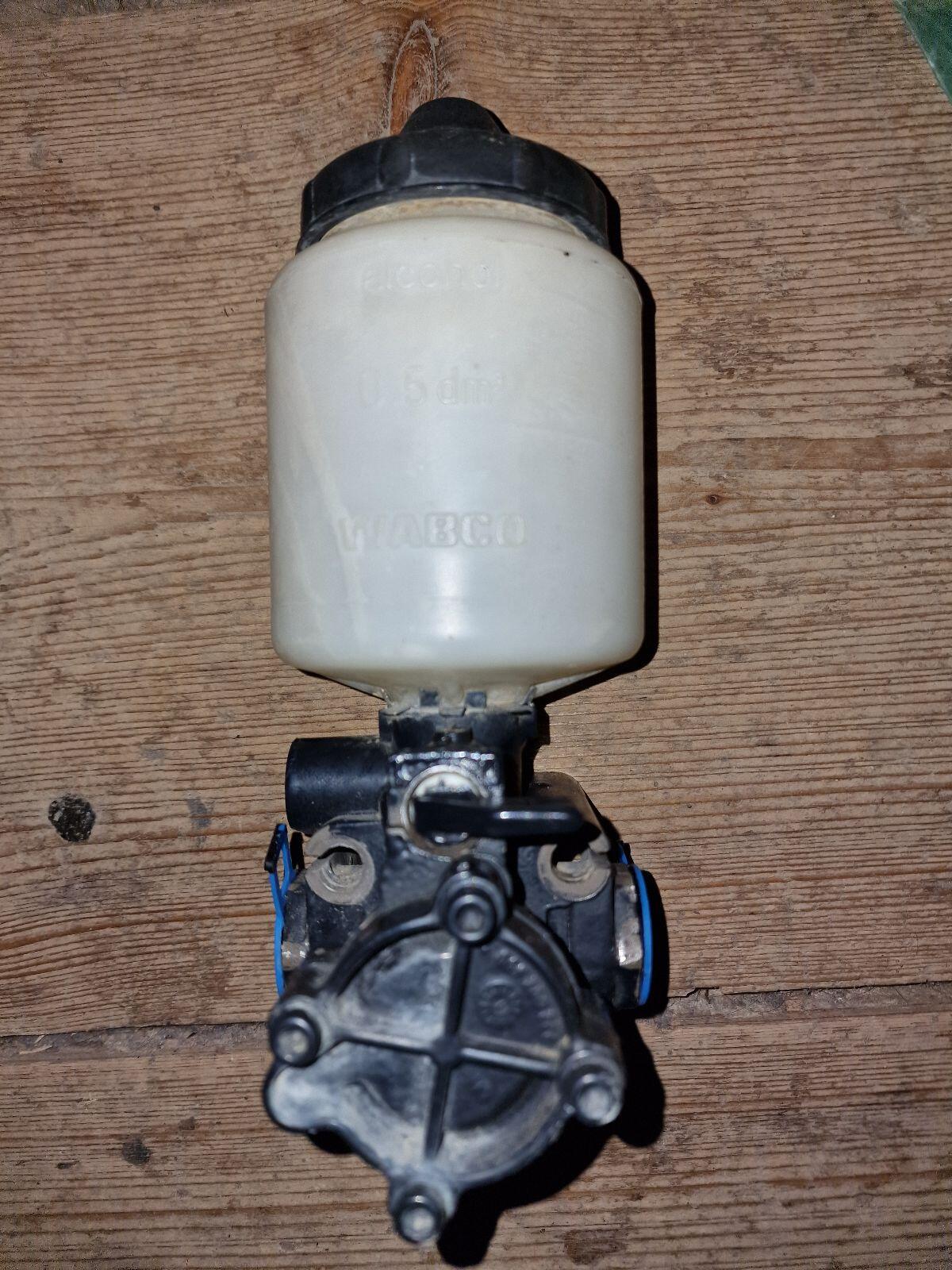 Wabco Frostschutzpumpe 1