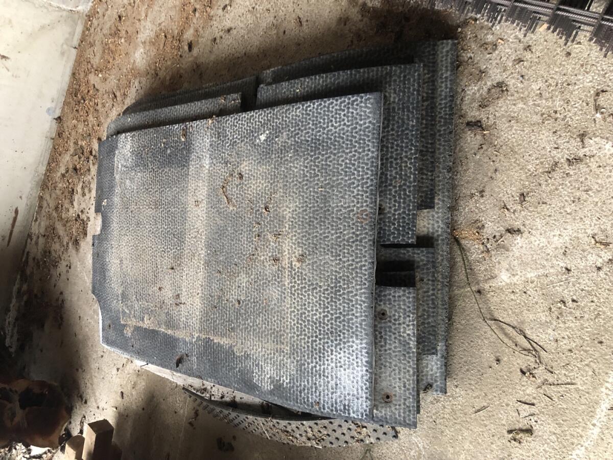 Rinderstall Zubehör Brennholz 2