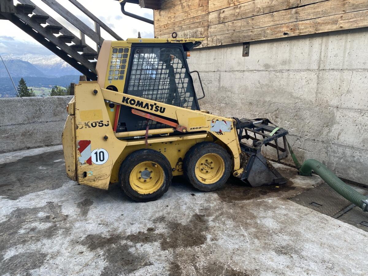Komatsu Kompaktlader SK05J 1