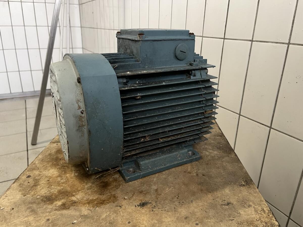 ASEA Motor - 4 kW (5,5 PS) MBL112 M 28-4 1