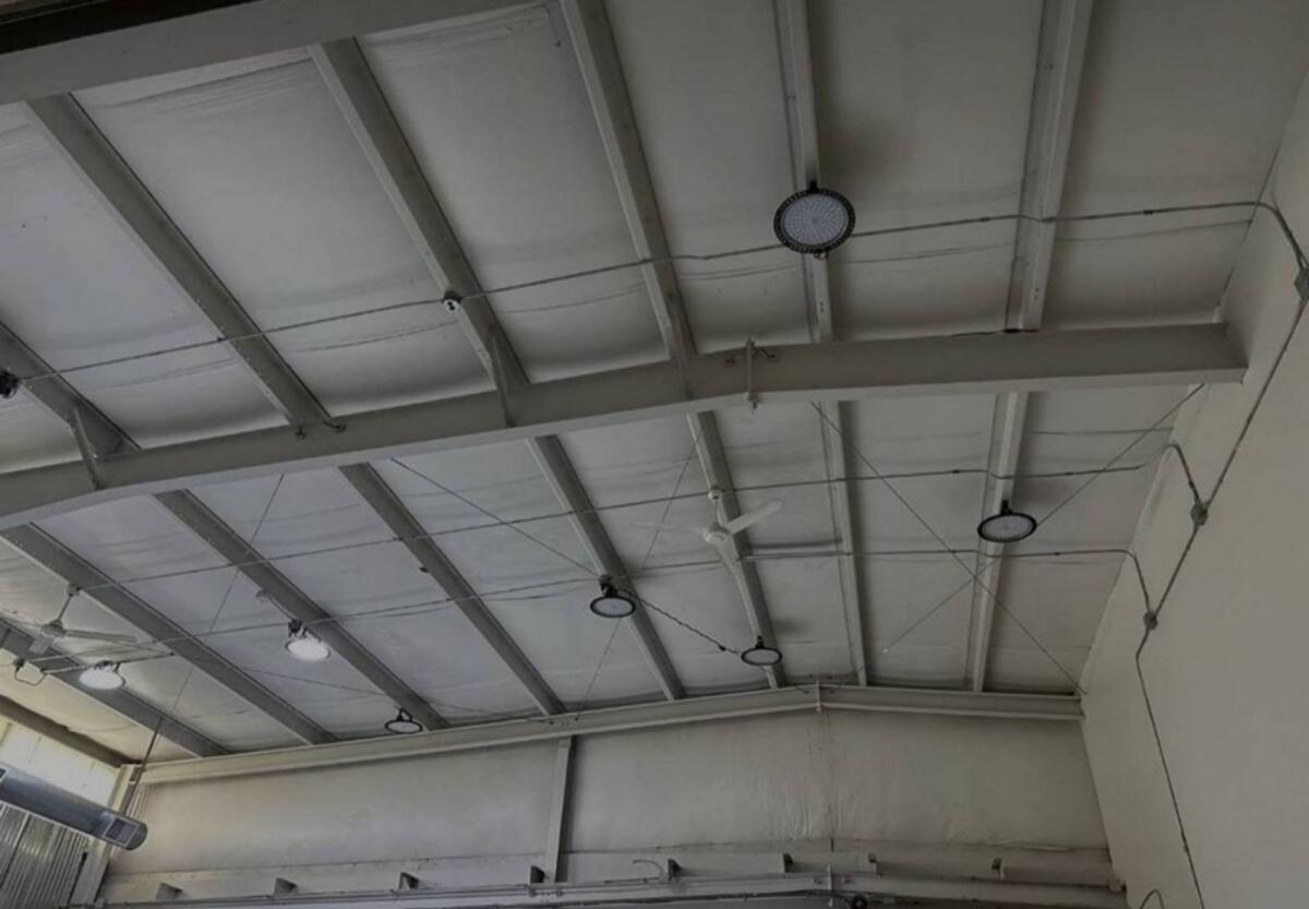 650 W LED Hallenstrahler, Strohlager, Maschinenhalle 1