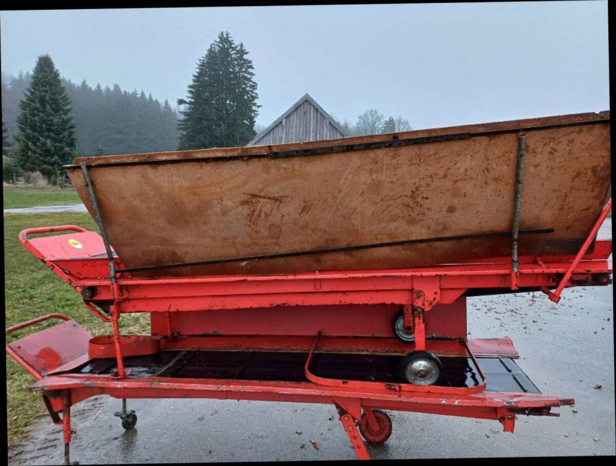 Förderband Pöttinger und Fella 3
