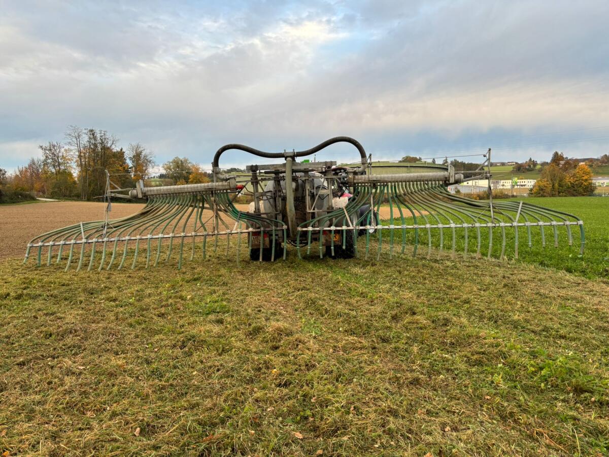 Joskin 8400 ME mit 12 m Fliegl Schleppschlauch, Turbofüller 2