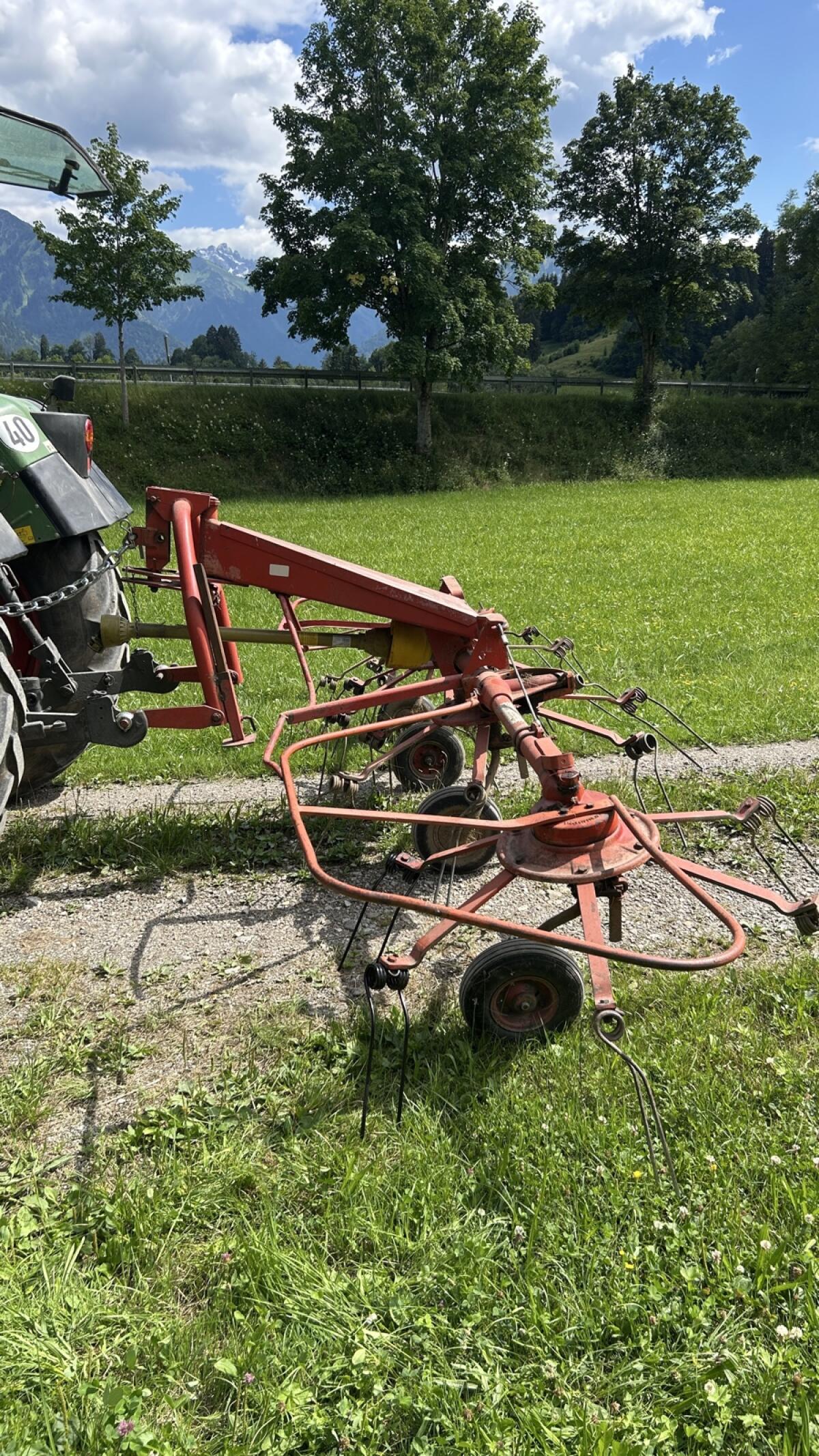 Pöttinger 446 Kreiselheuer 2