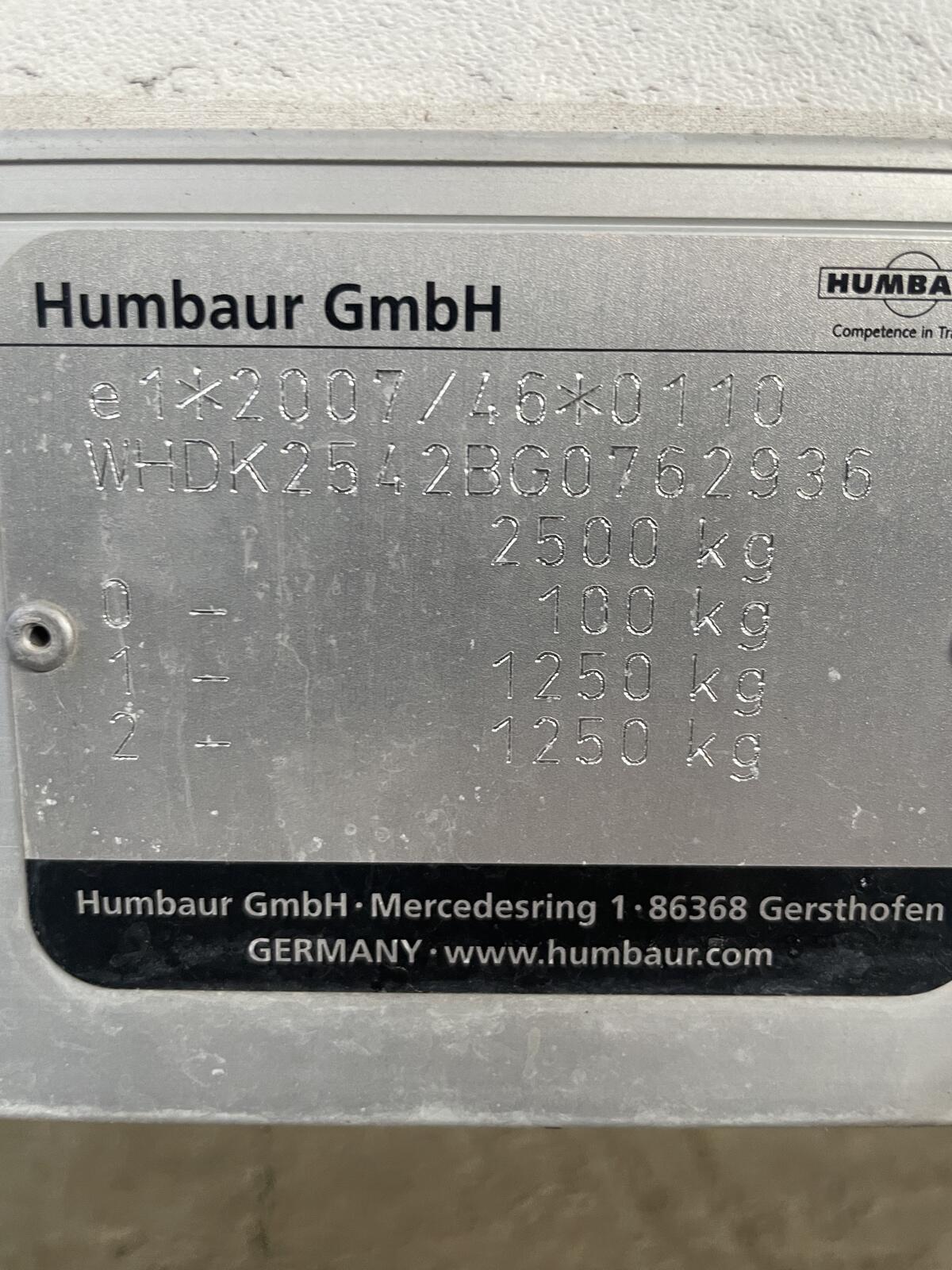 Kofferanhänger Humbaur 3