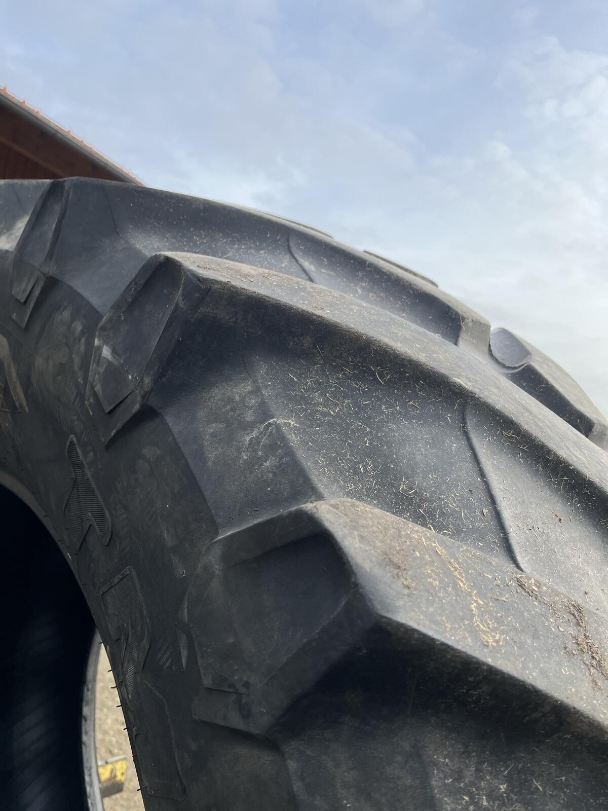Reifen 2 Stk. 650/65R 38 2