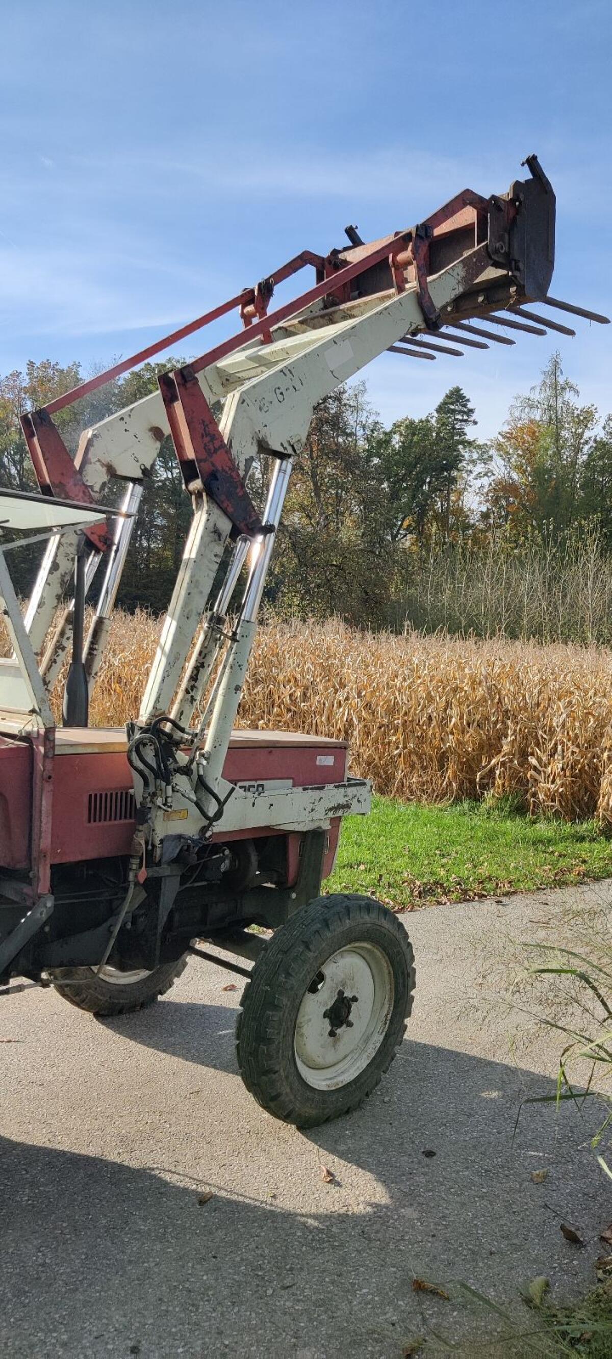 Steyr 760 mit Frontlader 3