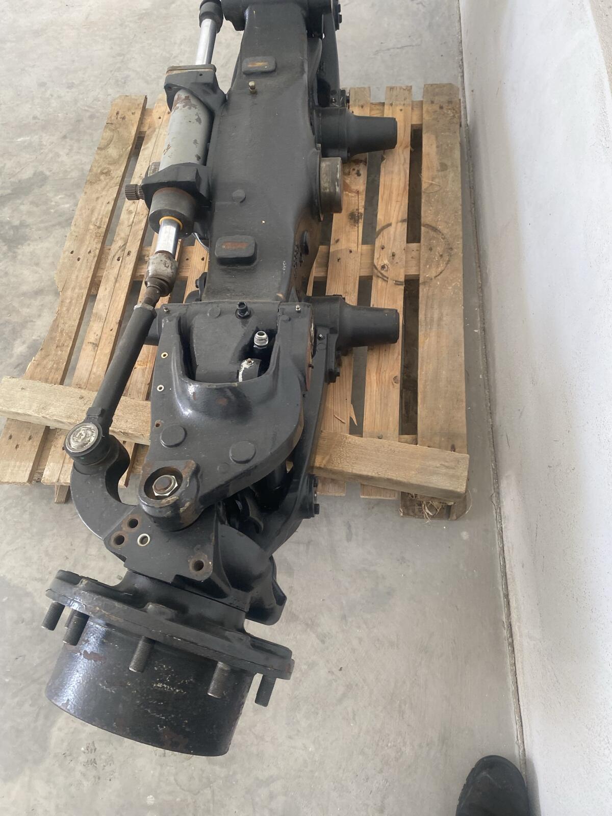 Steyr CVT Vorderachse Case CVX 3