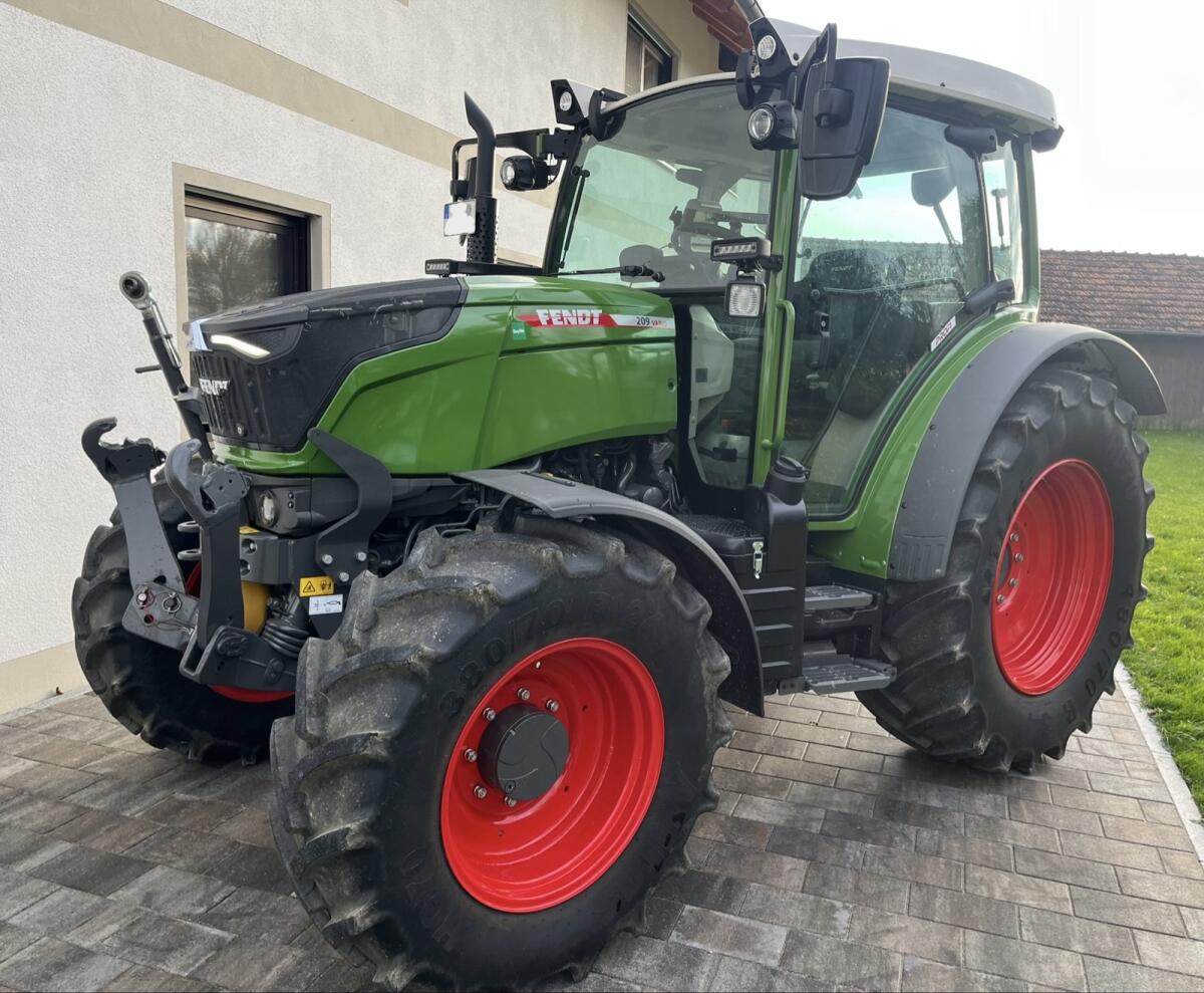 Fendt 209 Profi Gen3 1