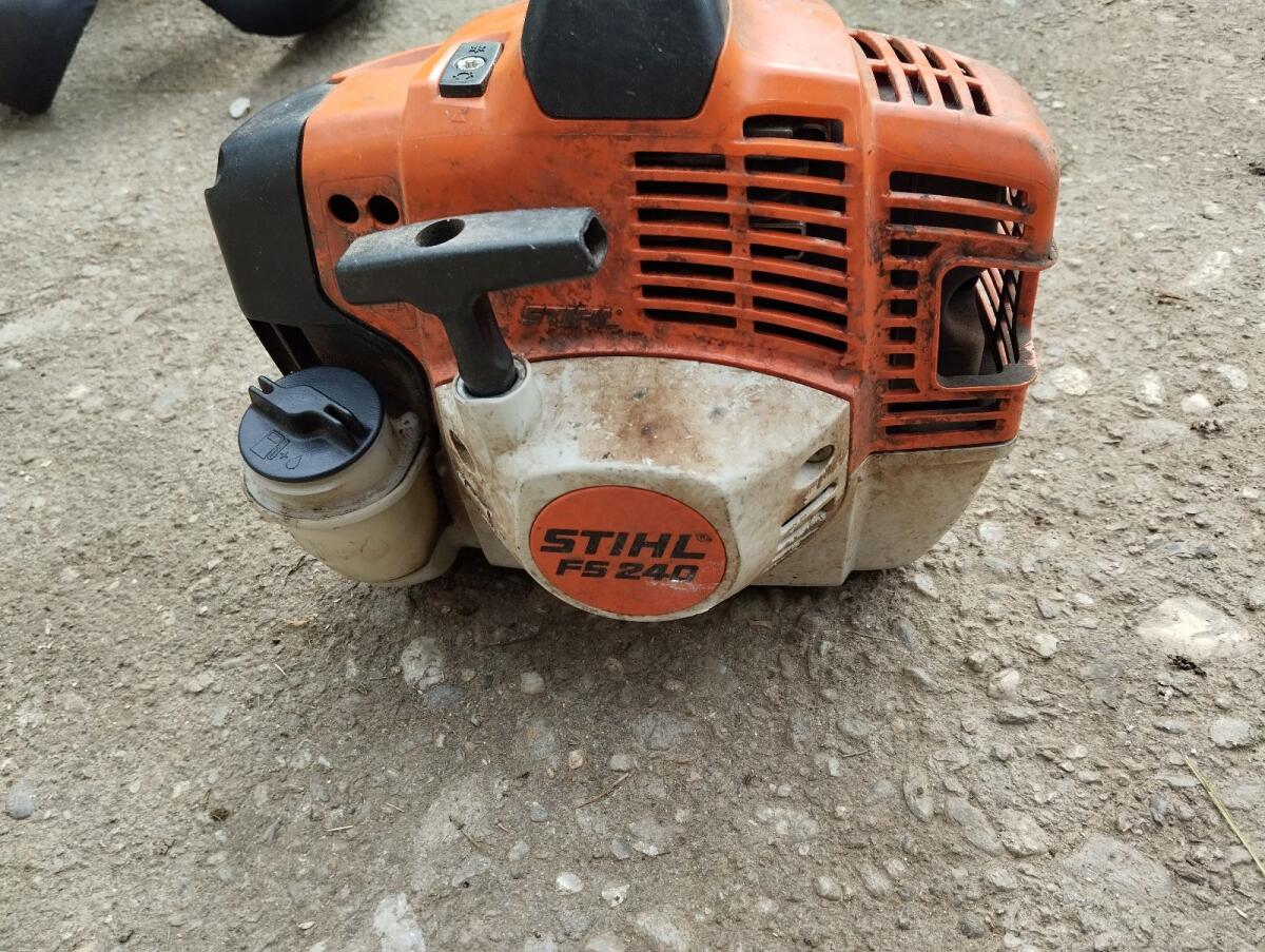 Stihl FS 240 1