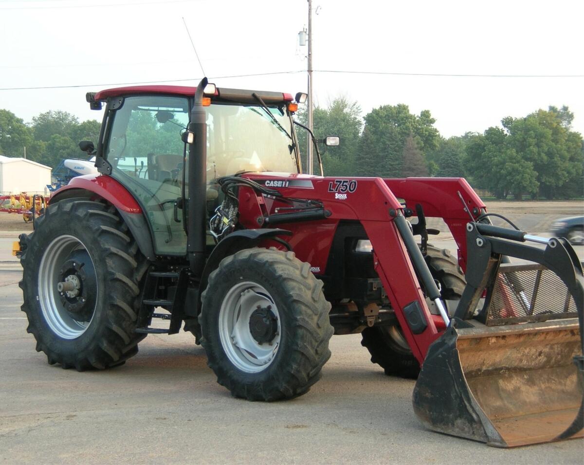 CASE IH Maxxum 115 2