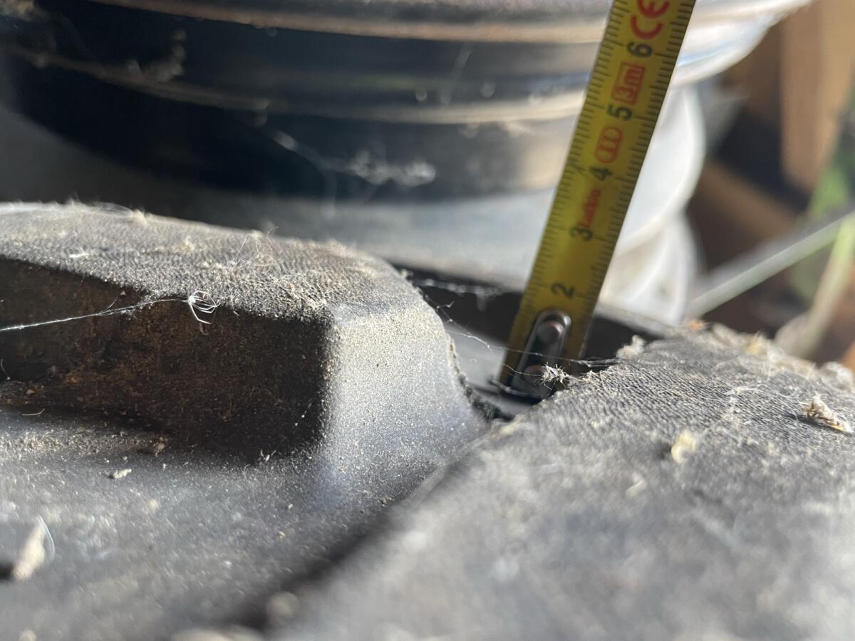 Komplettrad 285/80R16 3