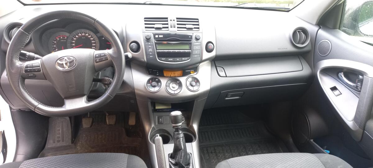 Toyota RAV 4 2,2 D-4D 150 DPF 4 WD Elegance SUV 3