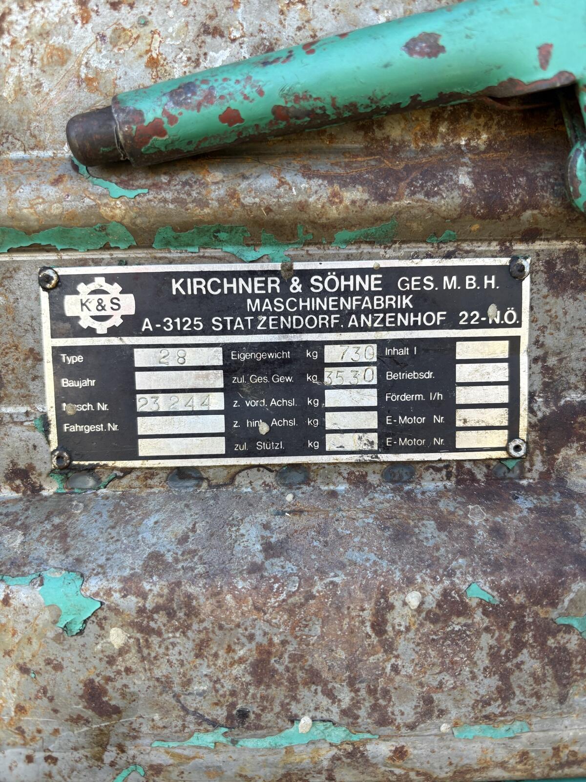 Kirchner Triumph 28 3