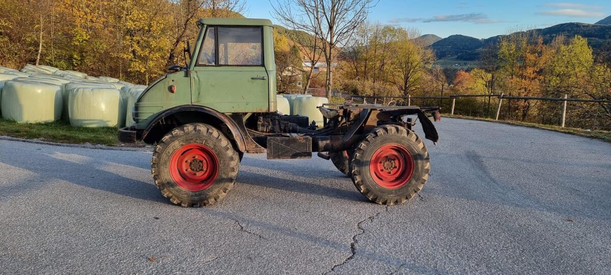 UNIMOG 406 2