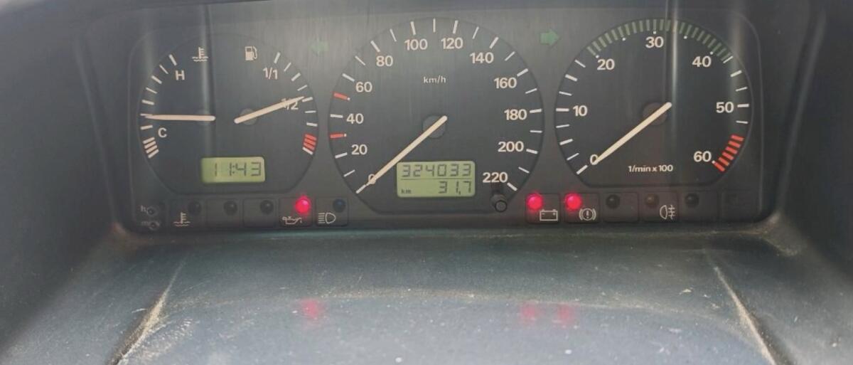 VW Transporter 2,5 Benzin 115 PS 2