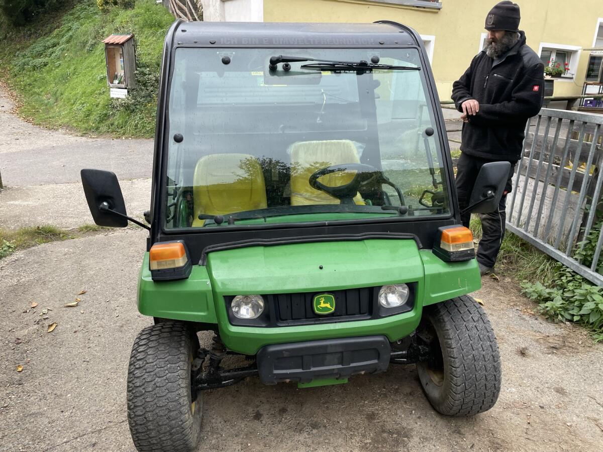 John Deere Gator Elektro 3
