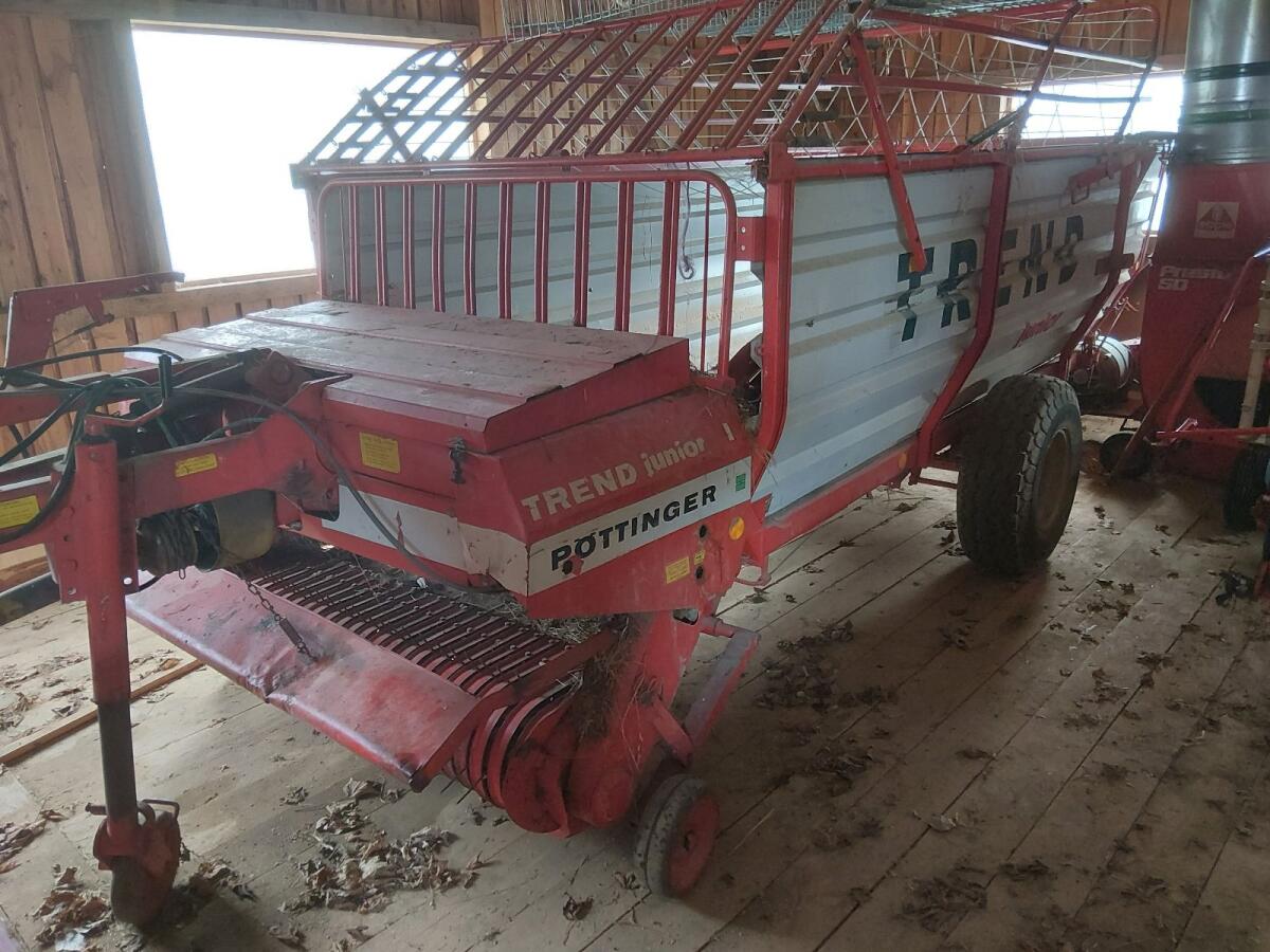 Ladewagen Trend Junior Pöttinger 1