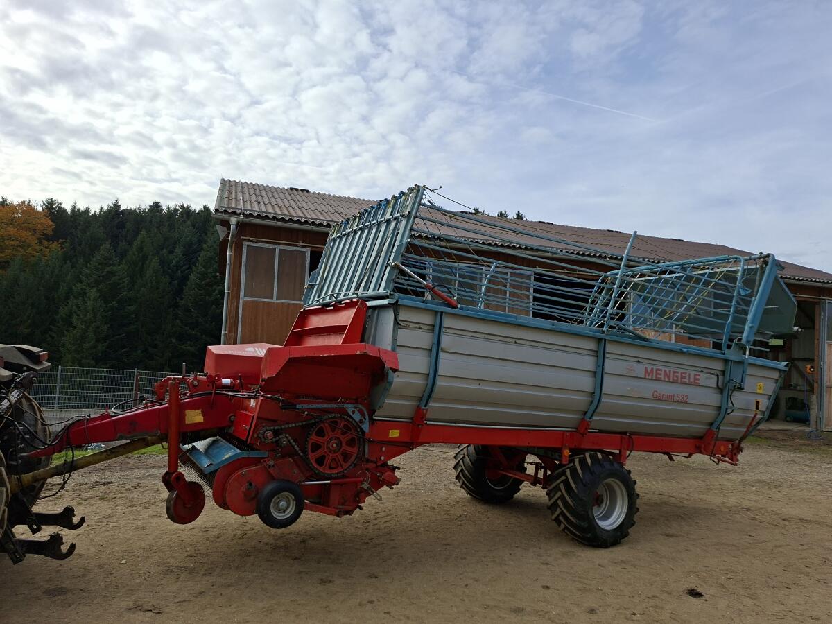 Verkaufe Mengele Ladewagen 1