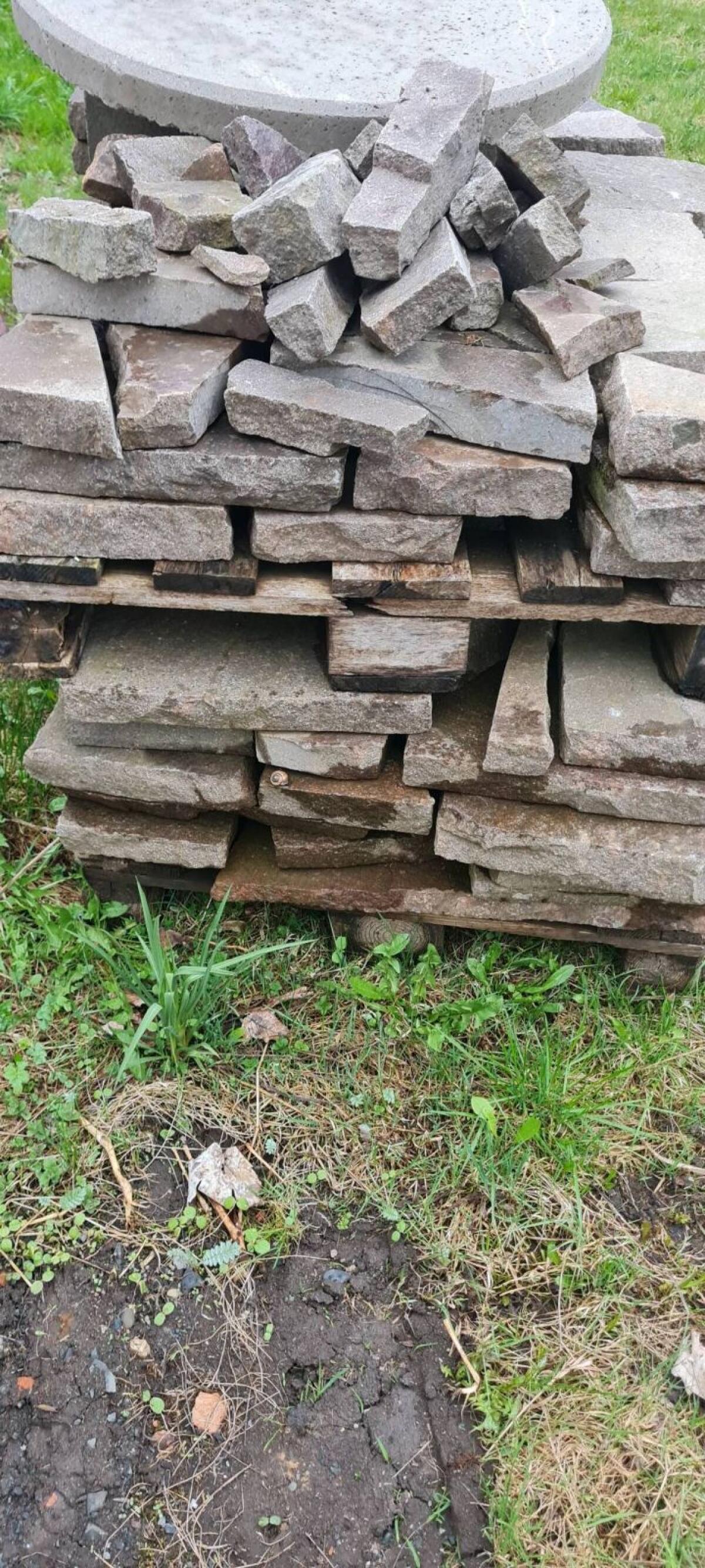 Natursteinplatten ca. 25 x 20 cm 1