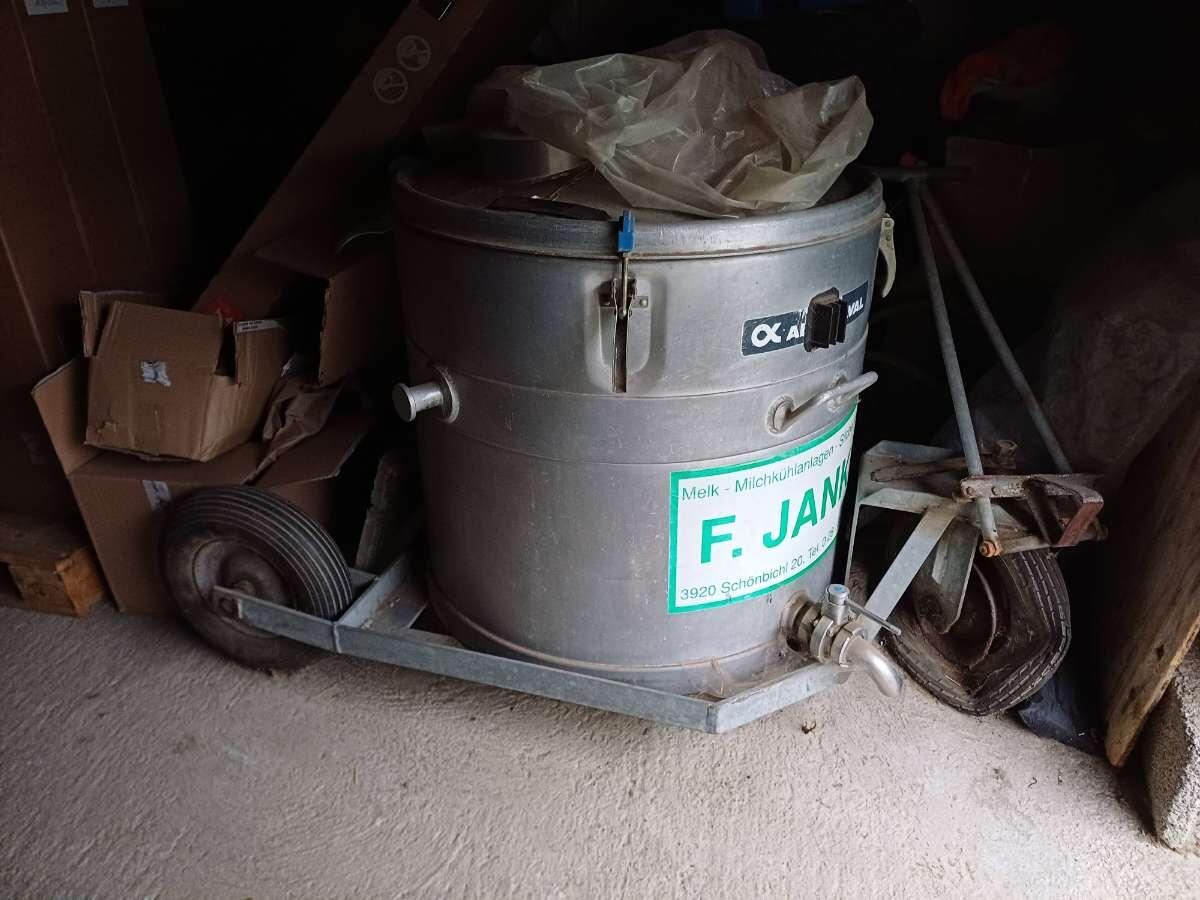 300 l Milchtank 1
