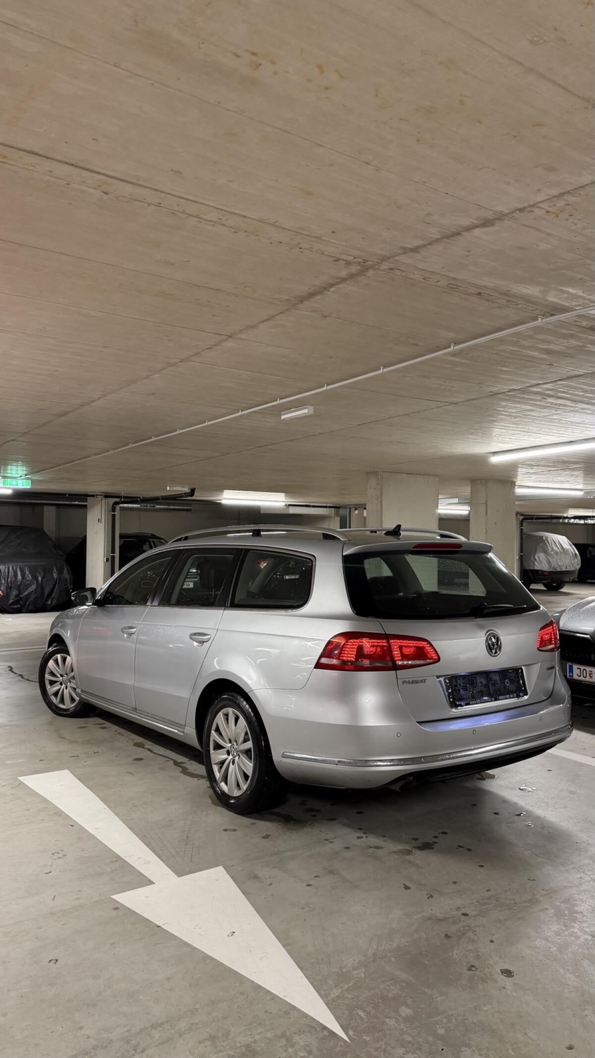 VW Passat 1.6 TDI mit Pickerl 3