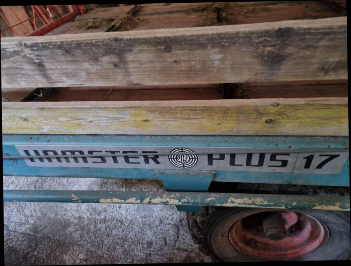 Steyr Hamster Plus 17 1