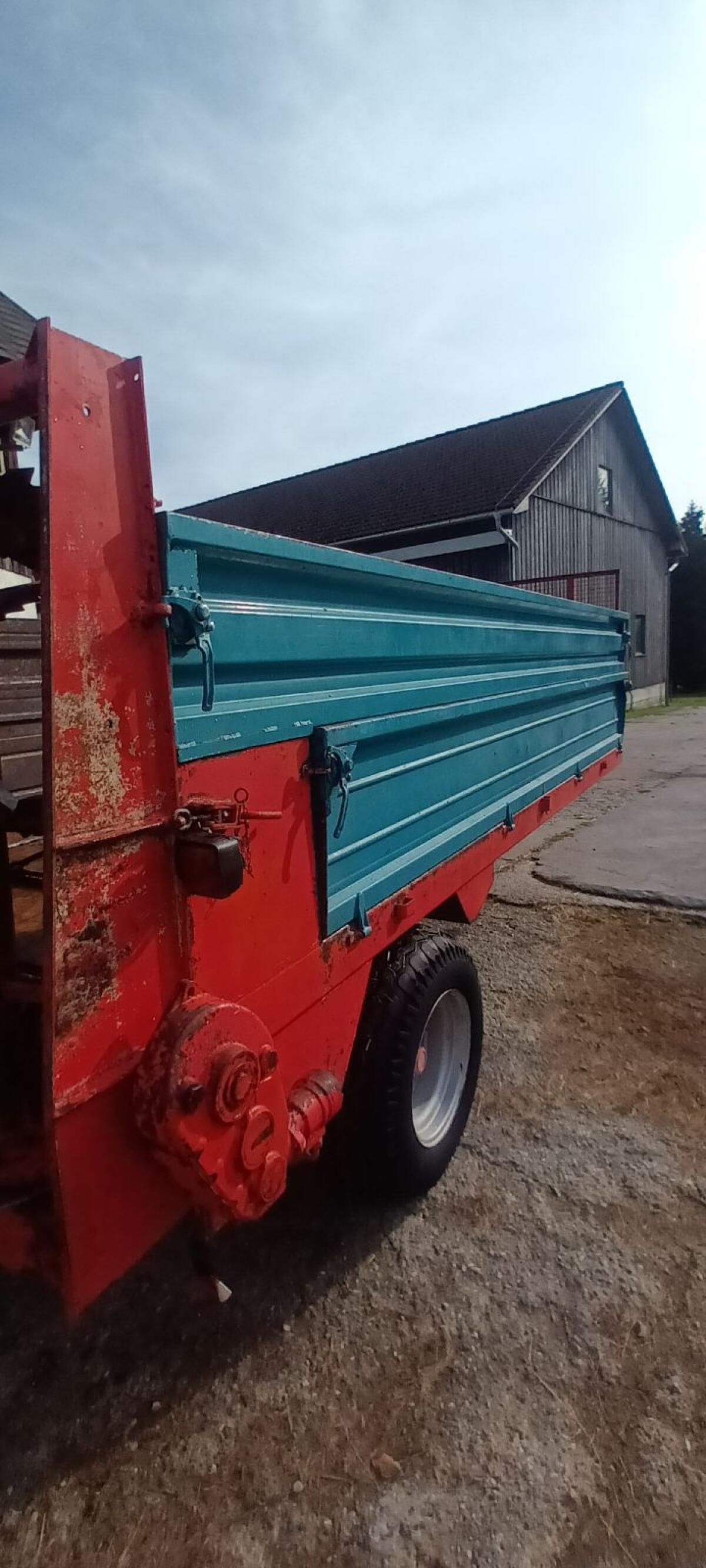 Mengele Miststreuer 6800 3
