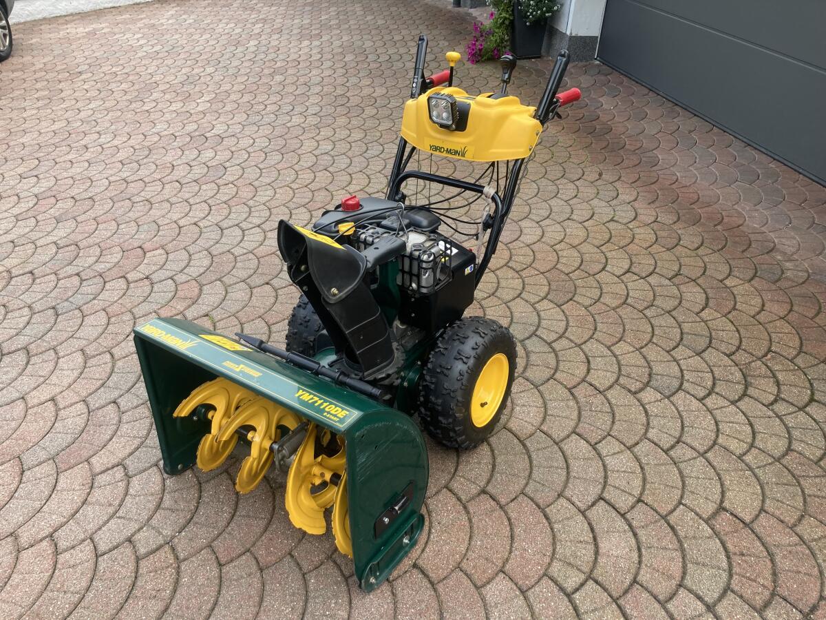 Schneefräse Yard-Man YM7110DE 3