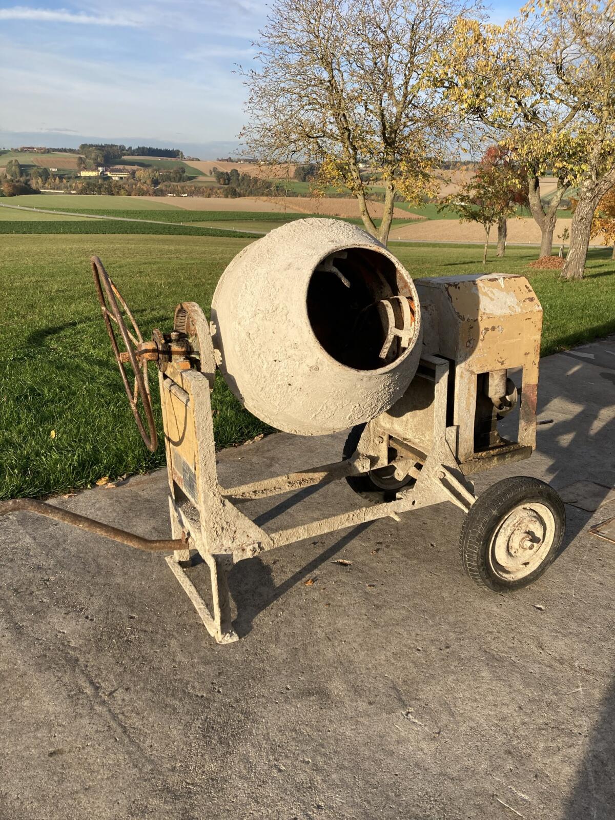 Mischmaschine / Betonmischmaschine 3