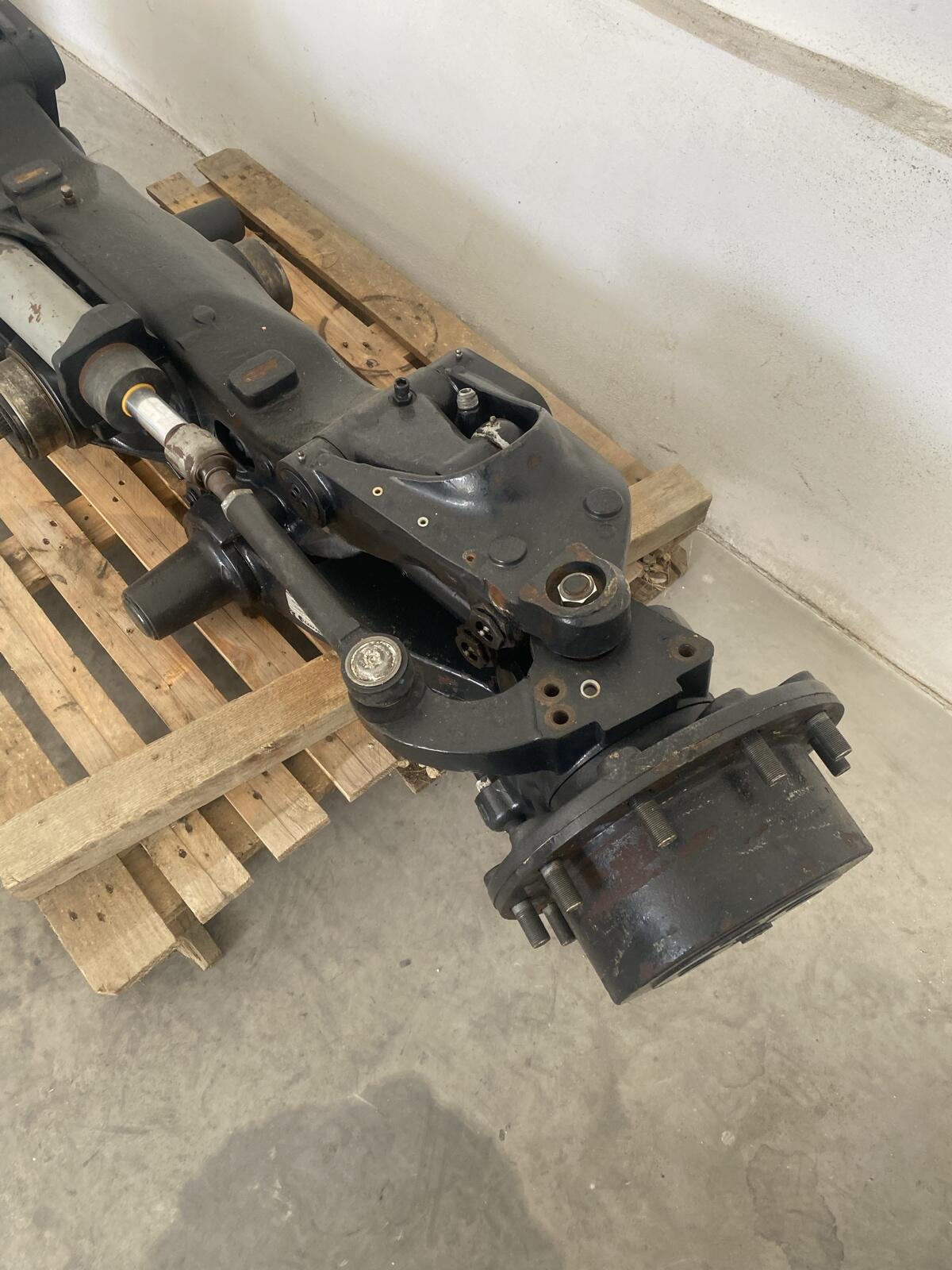 Steyr CVT Vorderachse Case CVX 2
