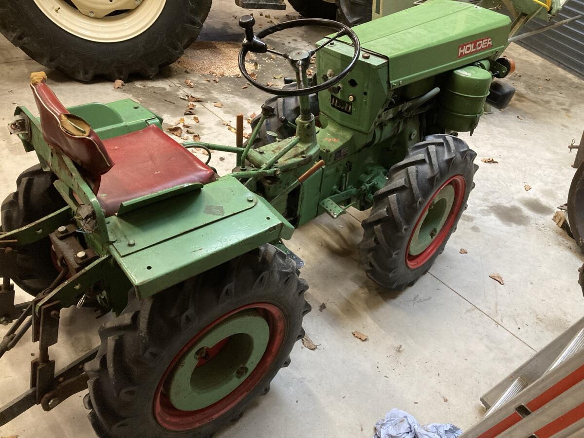 Traktor Holder A15 2