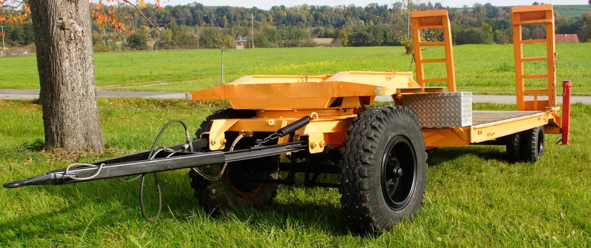 Goldhofer Tieflader für Baggertransport 1