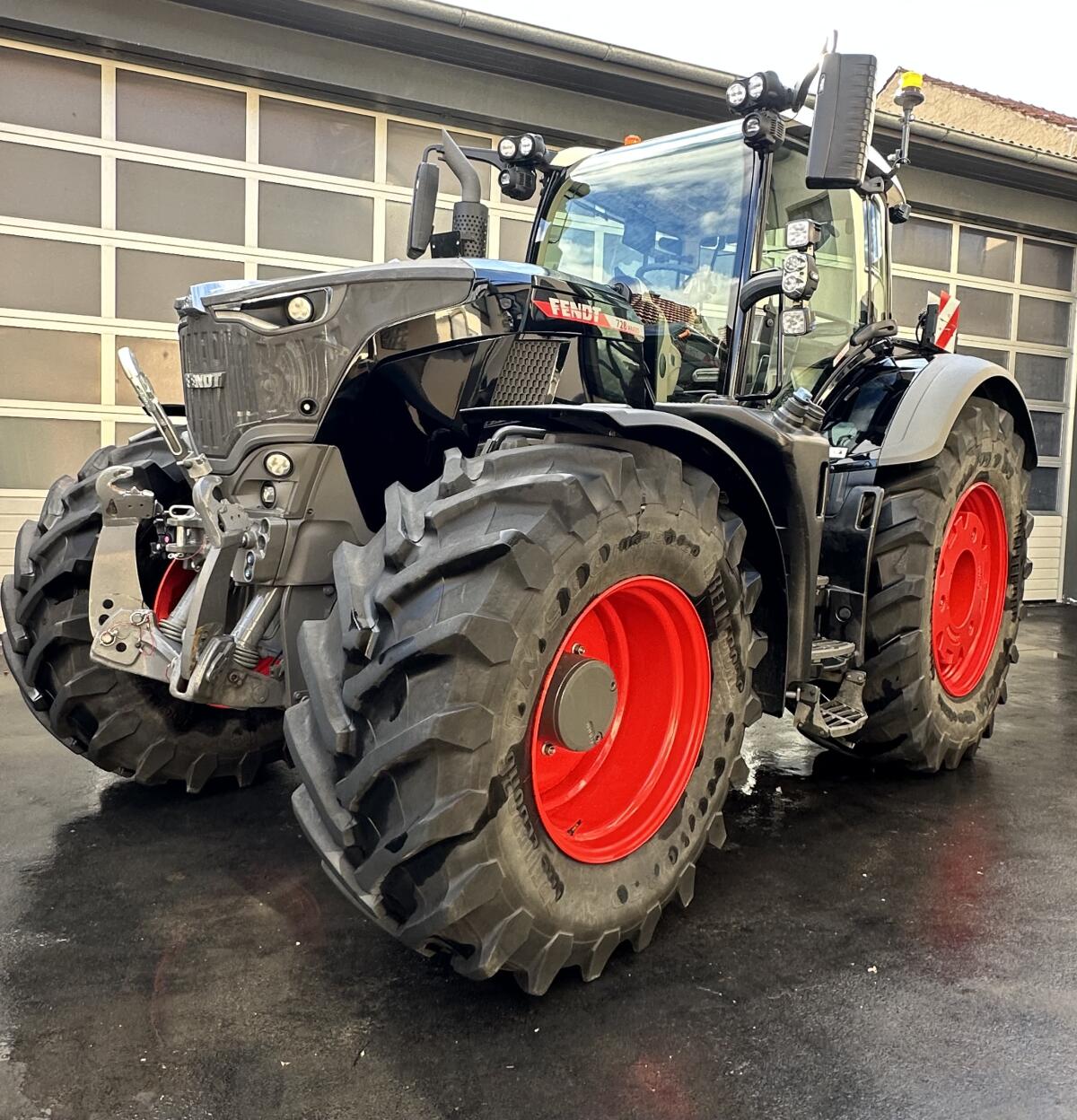 Fendt 728 Vario Gen7 Profi Plus 2