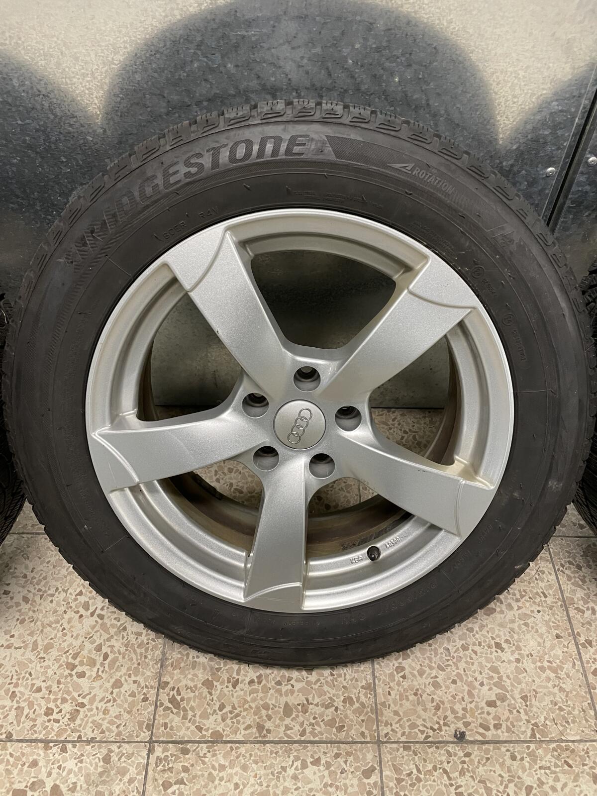 Winterreifen 7,5x17 215/60/17 VB 3